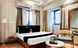 Collection O Aga Khan Palace Pune