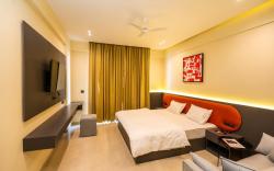 Omaxe studio Apartment@Hazratganj