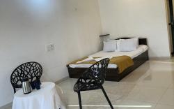 Mountaina Villa 5 Bkh Karjat By County Escaspe