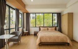 Sunshine Apartments