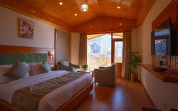 Sparklyn view Luxe