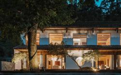 Emeishan Hetang Yunxi Tangquan Hotel