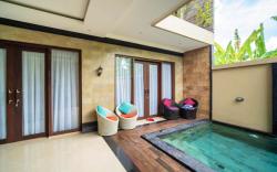 Bulan Adi Villa By Reccoma