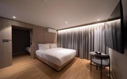 Ulsan Mugeodong ESER Hotel