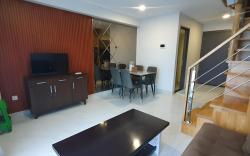Cozy 2 BR Mezzanine Apartment