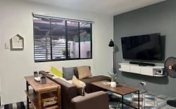 Relax in San Pablo Citys Cozy Holiday Home at Kingston House