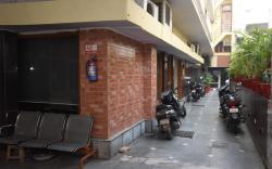 Goroomgo Vills Guest House Lucknow