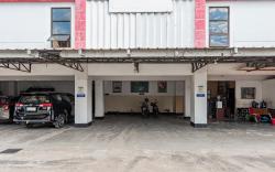 Dancenter Ilir Barar I Near Rumah Sakit Islam Siti Khadijah Formerly Maleo Hotel
