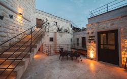 Cappatria Cave House