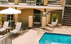 La Ensenada Hotel Laguna Beach, Sonder