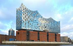 Holiday Inn - the niu, Yen Hamburg City By IHG