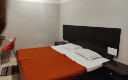 Hotel Sarada Nivas