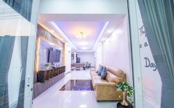 Royal Park Villa – Breezy & Stylish Stay
