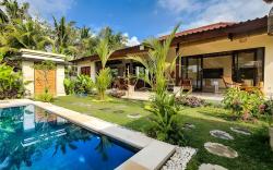 Peaceful Rice Field Villa w/ Pool, 15min to Ubud