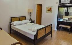 Grand Villa Laguna