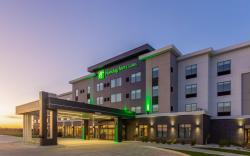 Holiday Inn & Suites Cedar Falls-Waterloo Event Ctr By IHG