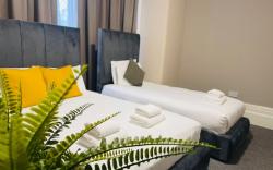 Woodford Hotel