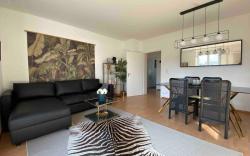 Apt 4B: RARE FIND - Spacious 2-BR Downtown Apt