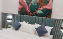 VEENA STAY AND CAFE RESTAURANT