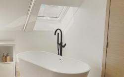 Cozy apartment with island bath