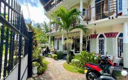 Habibi Hostel & Restaurant