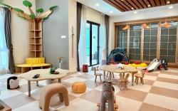 Cheekaaboo kid's Play Hse + Swimming pool +Karaoke