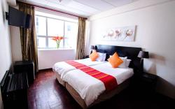 Cape Diamond Hotel