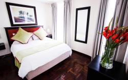 Cape Diamond Hotel