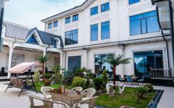 GOLD STAR PALACE HOTEL