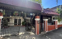 Manotemple Guest House