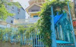 Van Homestay & Villa
