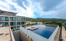 *Steps to NaiHarn Beach - Serene Nature Stay C186