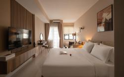 Maison De Gu | King Bed Studio | Quiet & Bright