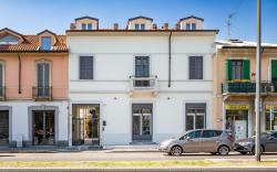 KHL APARTMENTS