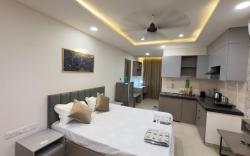 Luxury Studio Apartment