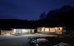 Goryeong Wide House with a Large Yard