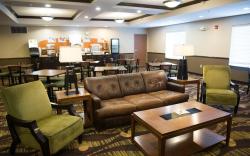 Holiday Inn Express & Suites Northwood By IHG