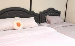 BaanFarang Poolvilla Suphan Buri