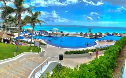 Golden Parnassus Resort & Spa - All Inclusive (Adults Only)