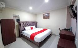 RedDoorz Hotel Baaraka near Living World