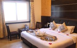 Goroomgo Kishna Palace Mussoorie