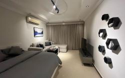 122 Luxury Studio in Almalka