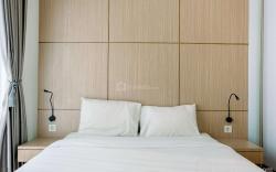 Comfortable 1BR Tree Park Apartment By Tarvelio