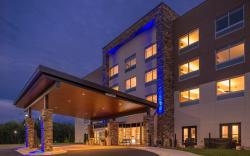 Holiday Inn Express & Suites Farmville By IHG