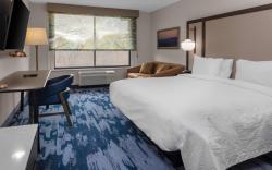 Fairfield by Marriott Inn & Suites Springfield Enfield