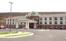 Holiday Inn Express & Suites La Vale/Cumberland By IHG
