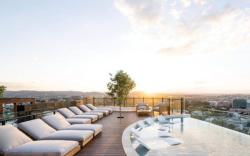 Top Floor Luxury Apartment Rooftop Pool CBD