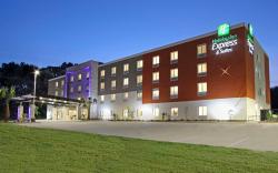 Holiday Inn Express & Suites Columbus North By IHG