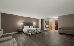 Red Roof Inn & Suites Vineland- Buena