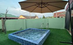 Pool Homestay Casa de' Sara Ipoh